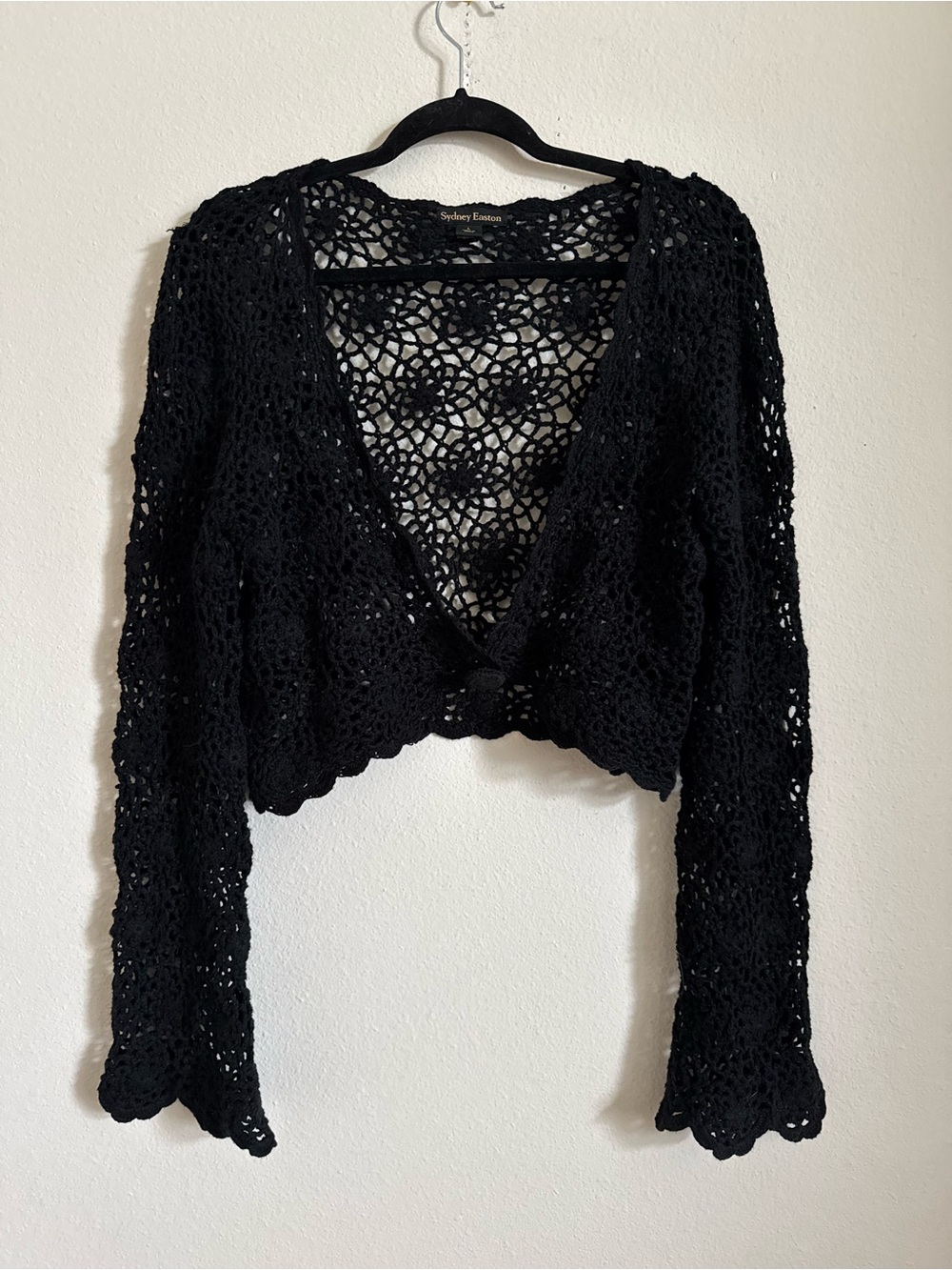 Crochet Knit Black Cropped Cardigan Sydney Easton size L